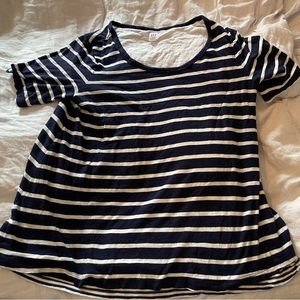 Gap striped nursing shirt